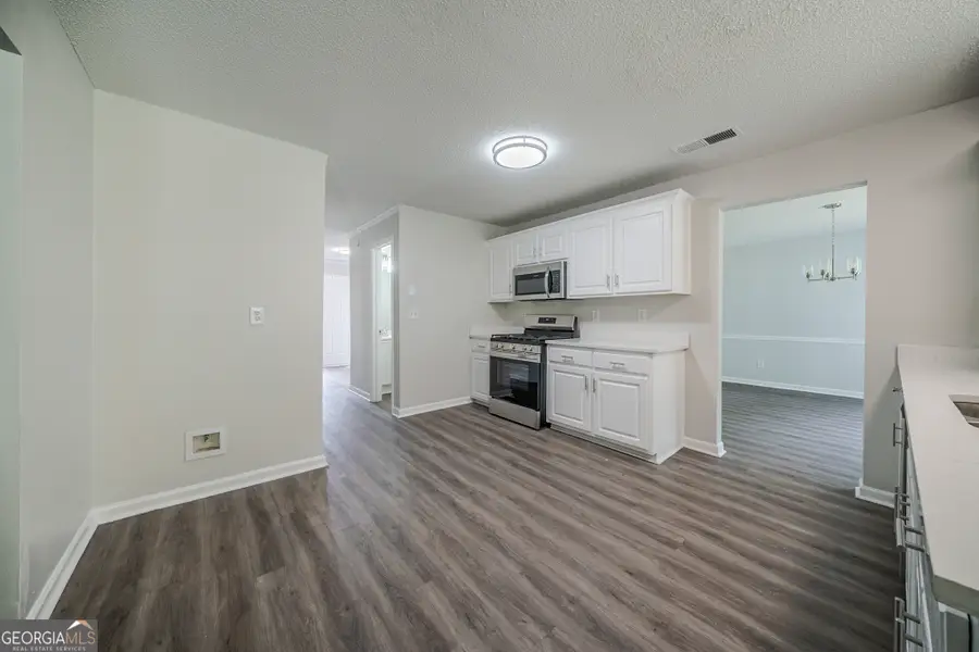 621 Lakewater View Drive, Stone Mountain, GA 30087 - Image #3