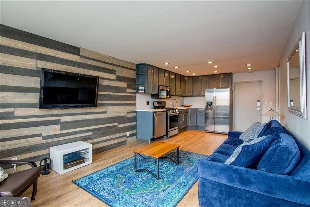 215 Piedmont Avenue Ne #804, Atlanta, GA 30308 - Image #1