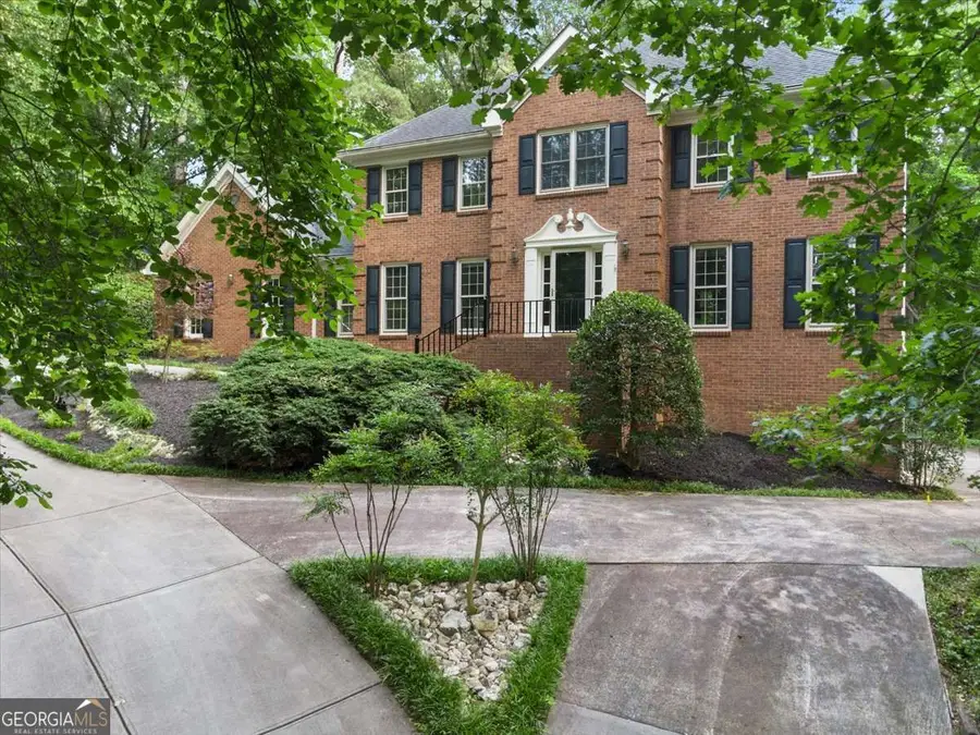 127 Roe Hampton Lane, Stone Mountain, GA 30087 - Image #2