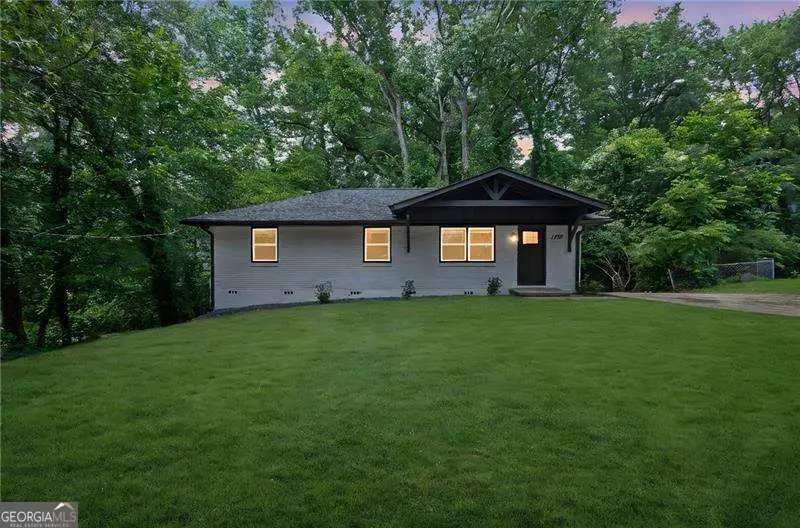 1733 Hollyhock Terrace, Decatur, GA 30032 - Image #2