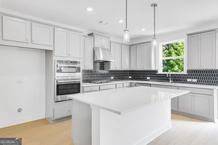 4046 Alderstone Drive, Flowery Branch, GA 30542 - Image #2