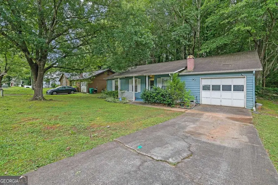 5012 Galbraith Circle, Stone Mountain, GA 30088 - Image #2