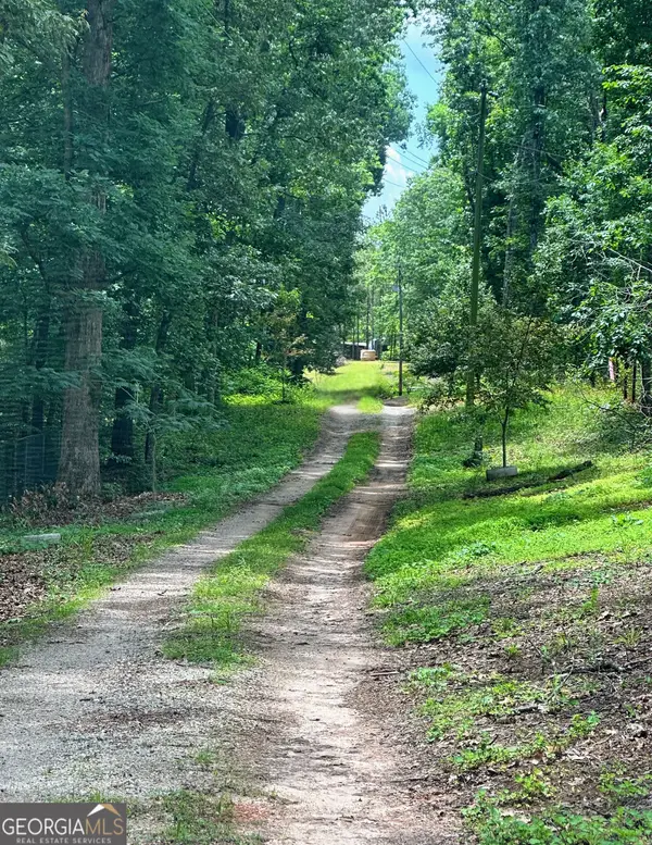 6394 Shore Drive, Douglasville, GA 30135