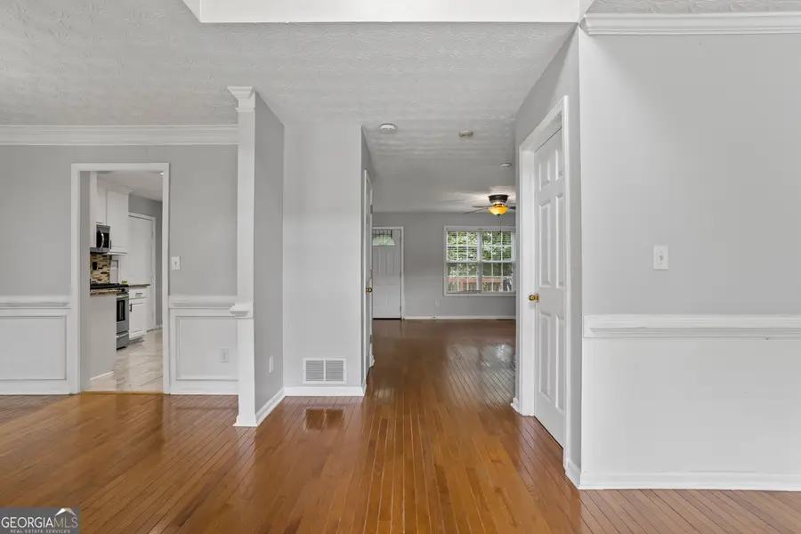 1048 Falls Brooke Drive, Conyers, GA 30094 - Image #3