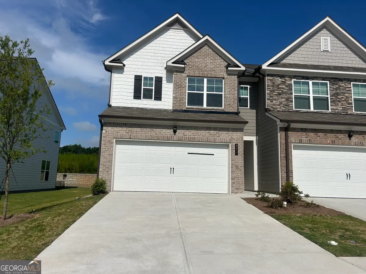 3817 Billabong Trail #104, Gainesville, GA 30506 - Image #1