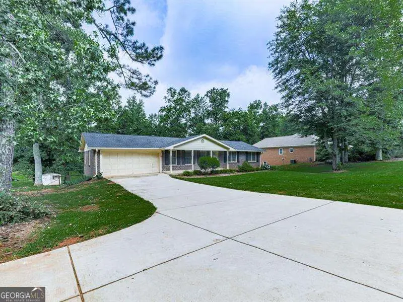 10381 E Cherokee Drive, Canton, GA 30115 - Image #3