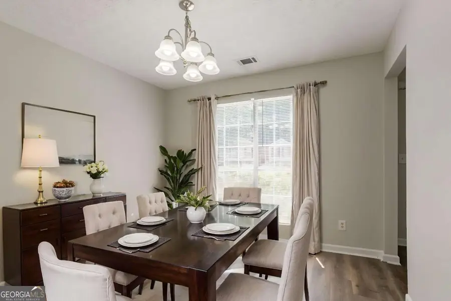 711 Ashley Lane, Stone Mountain, GA 30087 - Image #3