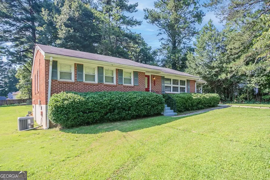 573 Allgood Road, Stone Mountain, GA 30083 - Image #3