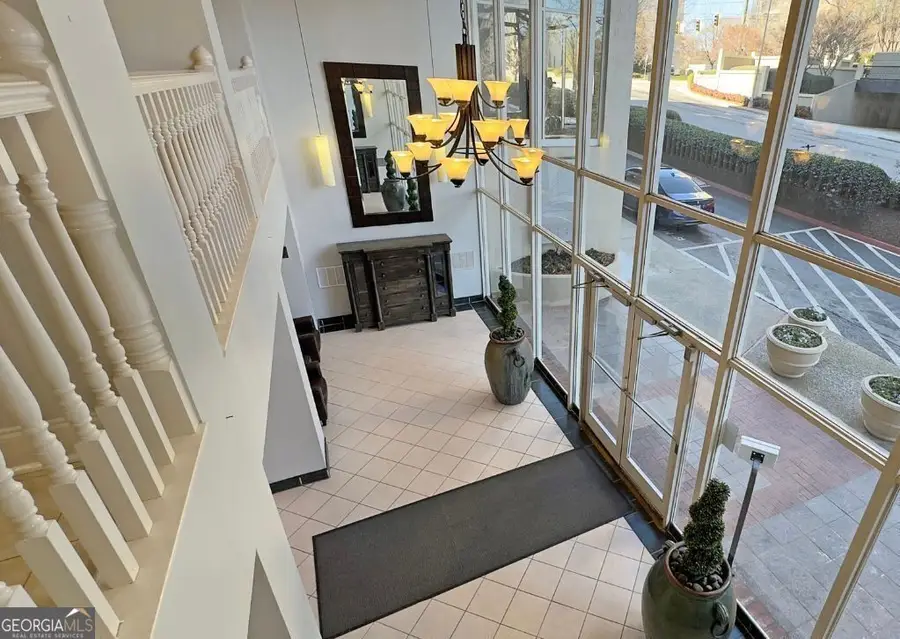 2479 Peachtree Road Ne #402, Atlanta, GA 30305 - Image #2
