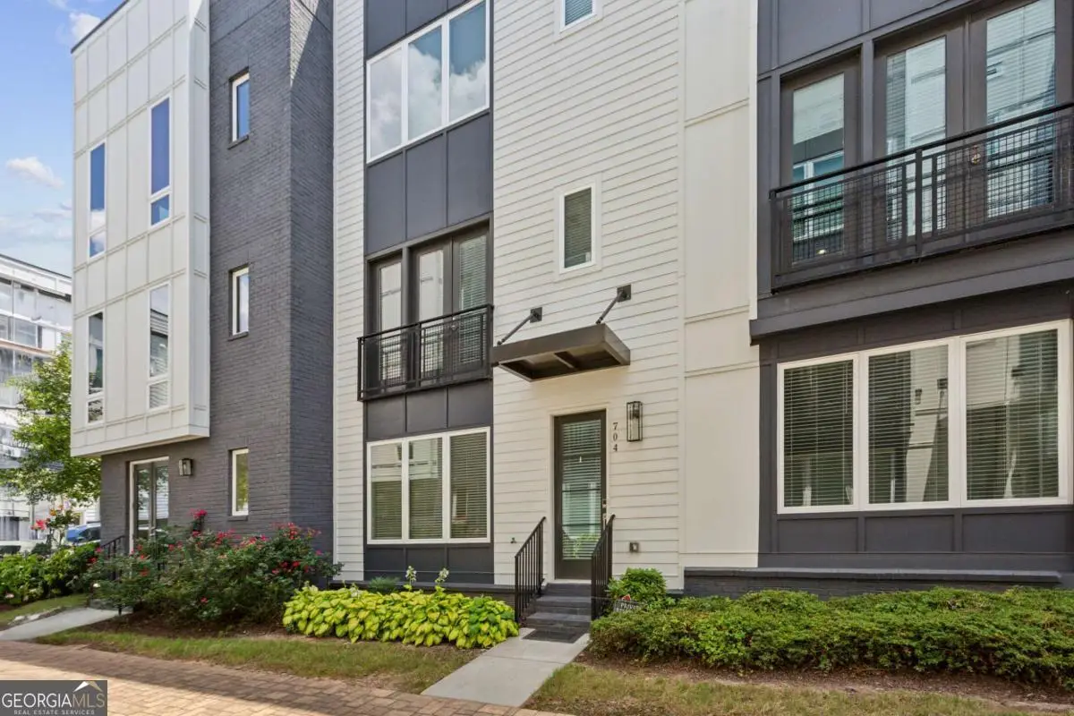 704 Banton Drive Nw, Atlanta, GA 30318 - Image #1