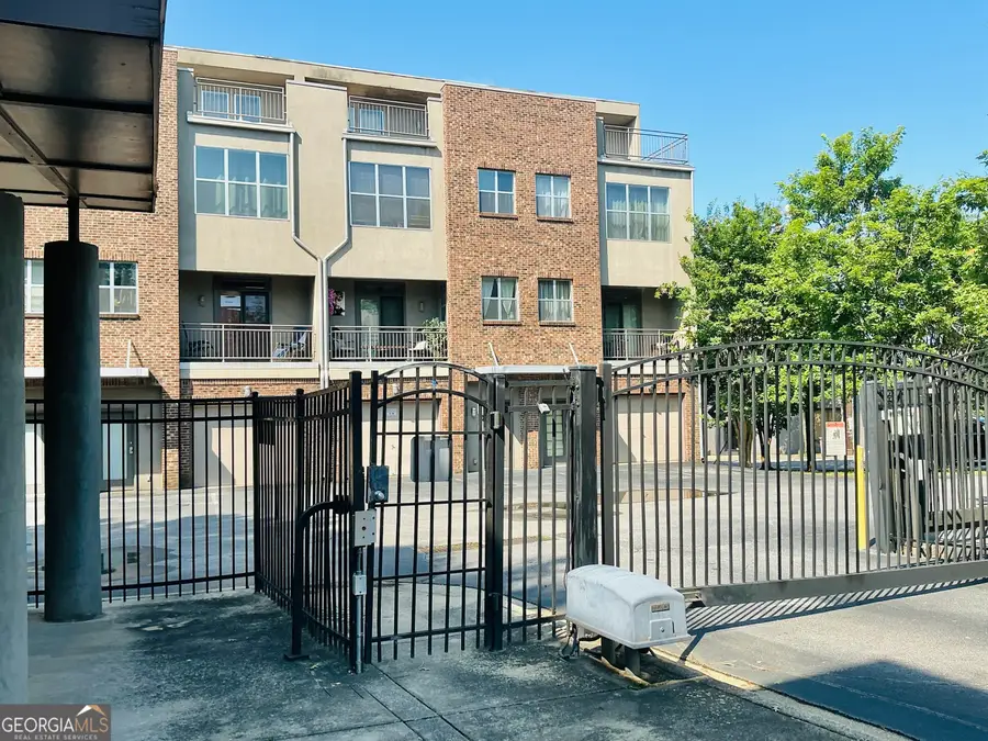 238 Walker Street Sw #22, Atlanta, GA 30313 - Image #3