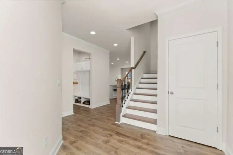 350 Hayden Circle, Woodstock, GA 30189 - Image #2