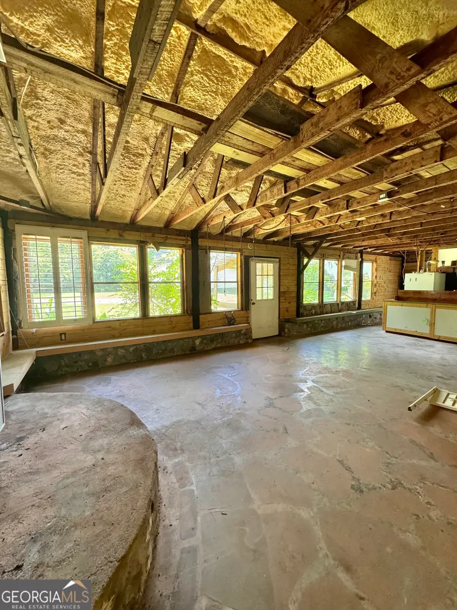 81 Hughes Dairy Road Se, Lindale, GA 30147 - Image #3