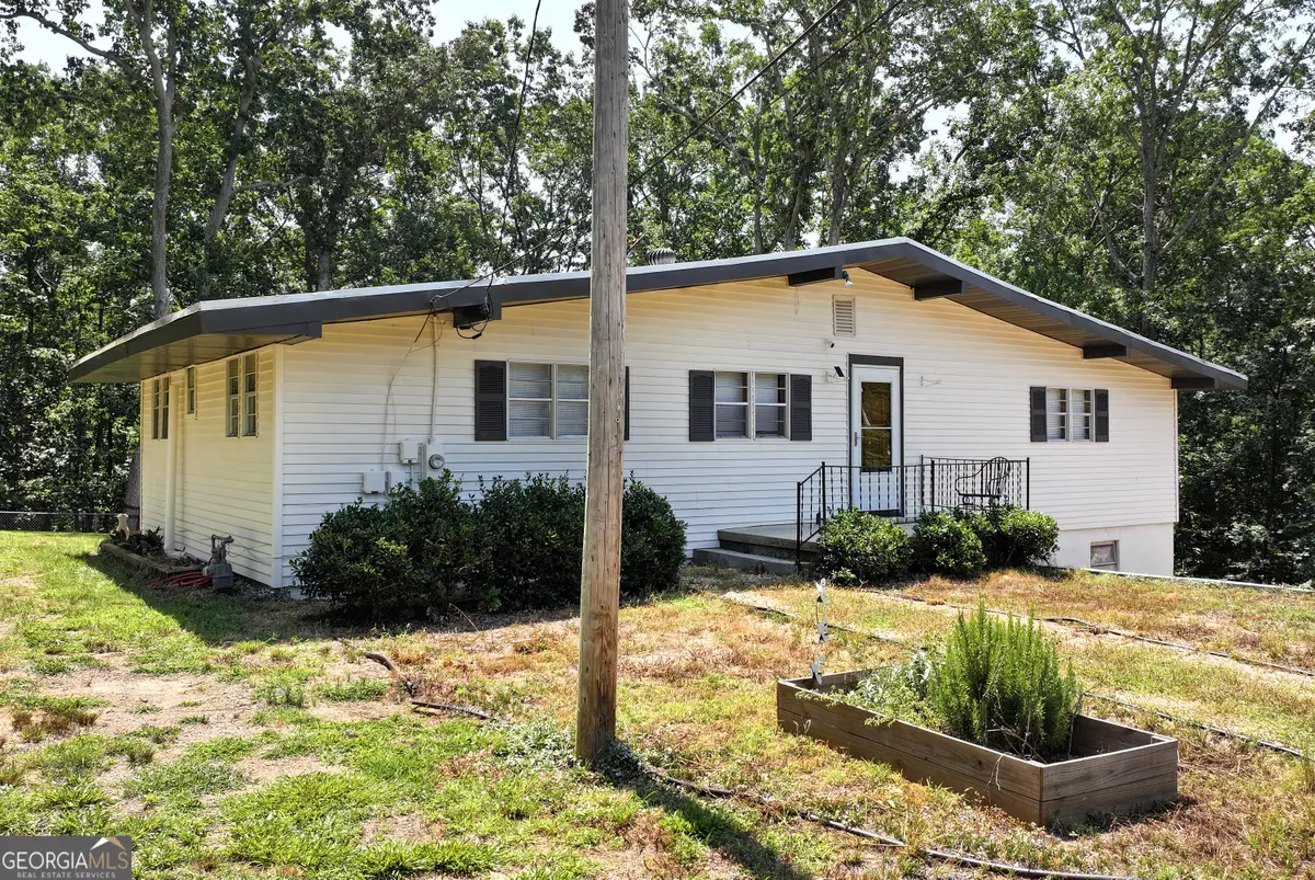 5981 Warpath Road, Flowery Branch, GA 30542 - Image #1