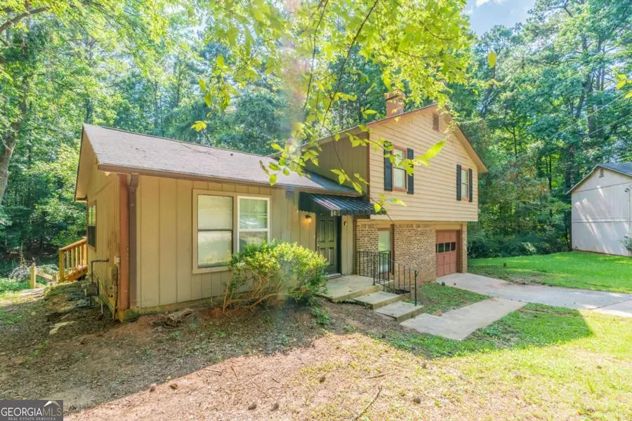 3830 Chimney Stone Court, Ellenwood, GA 30294 - Image #2