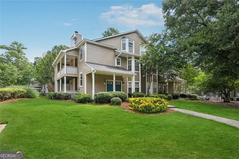 6430 Oakleaf Way, Morrow, GA 30260 - Image #1