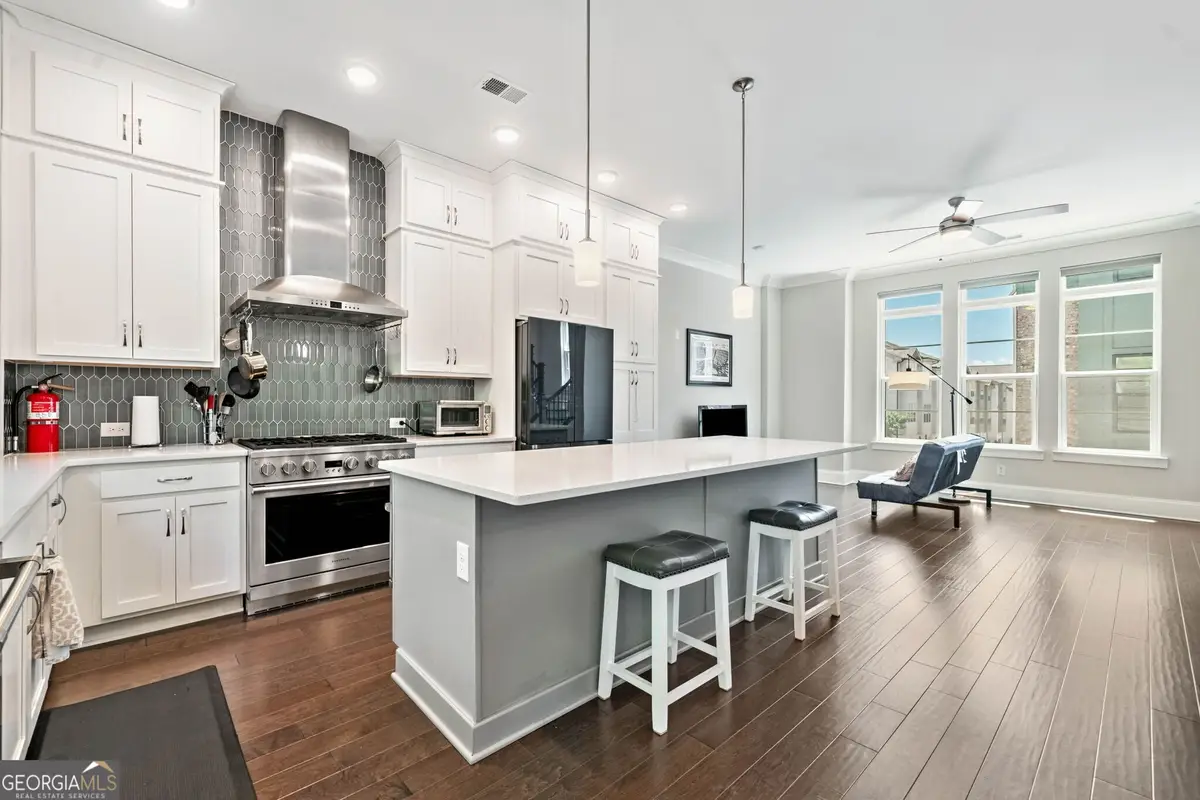 597 Broadview Place Ne, Atlanta, GA 30324 - Image #1