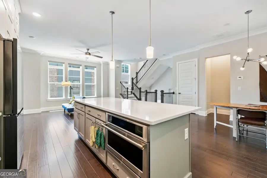 597 Broadview Place Ne, Atlanta, GA 30324 - Image #2