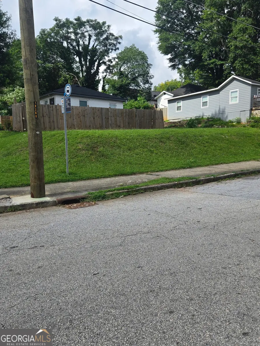 755 Coleman Street S, Atlanta, GA 30310 - Image #2