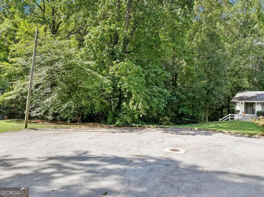 1736 Seneca Court Se, Smyrna, GA 30080 - Image #2