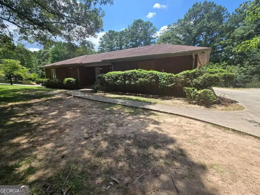 6385 Lower Dixie Lake Road, Union City, GA 30291 - Image #2