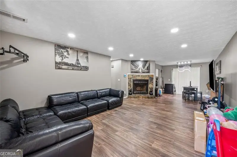 1006 Pine Tree Trail, Atlanta, GA 30349 - Image #3