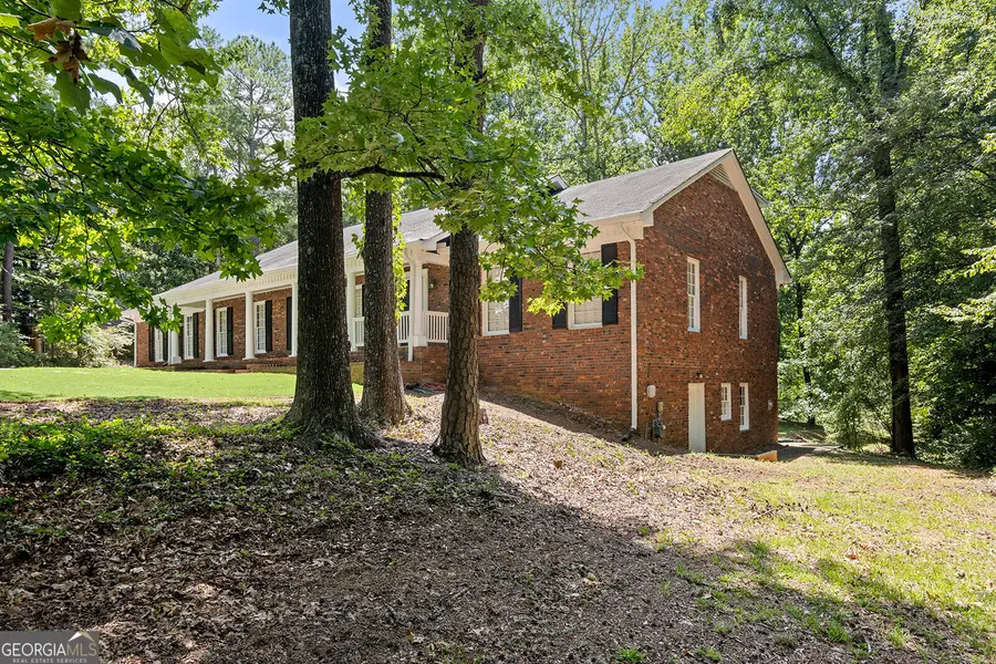 140 Old Fairburn Close Sw, South Fulton, GA 30331 - Image #2