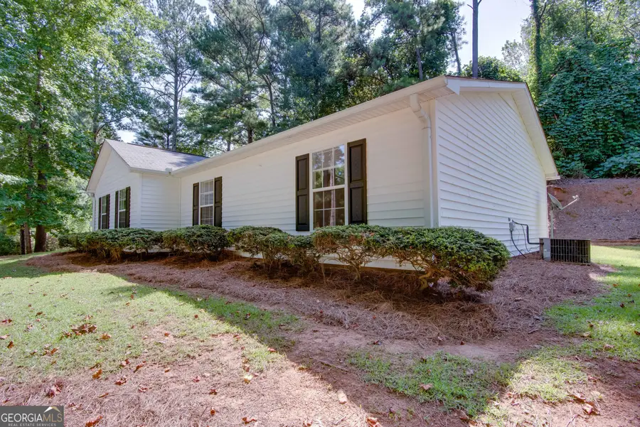 245 Fieldstone Drive, Fairburn, GA 30213 - Image #3