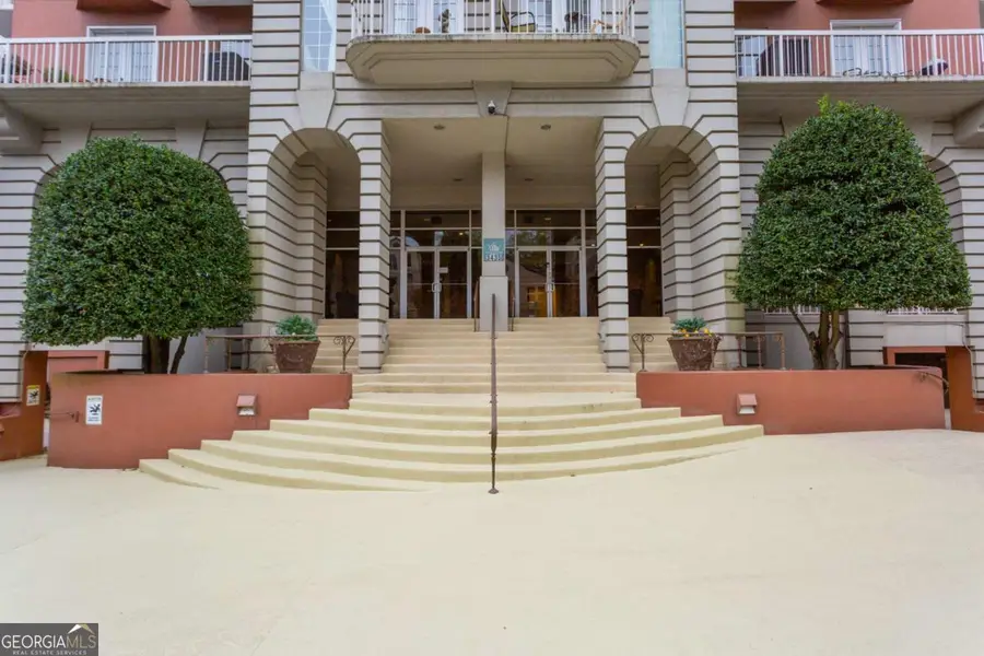 3435 Kingsboro Road Ne #1702, Atlanta, GA 30326 - Image #2