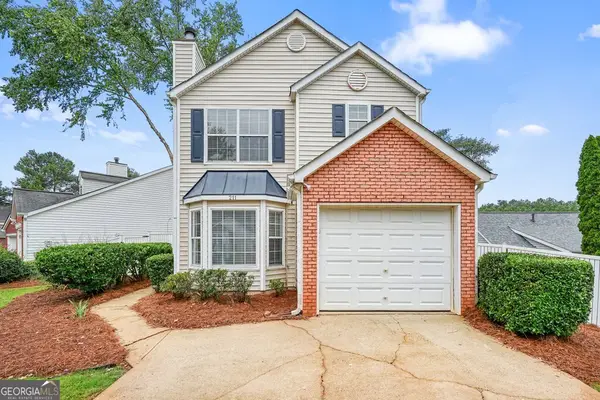211 Chelsea Court, Woodstock, GA 30189