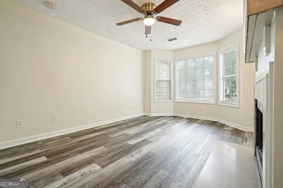 211 Chelsea Court, Woodstock, GA 30189 - Image #2