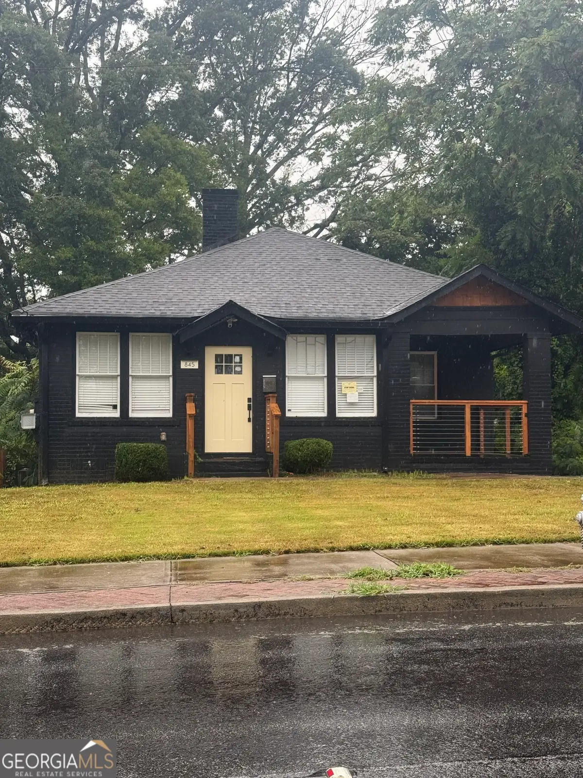 845 Metropolitan Parkway Sw, Atlanta, GA 30310 - Image #1