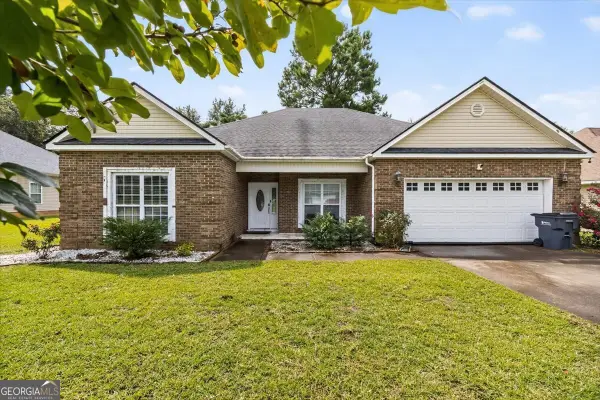 701 Amberley Court, Kathleen, GA 31047