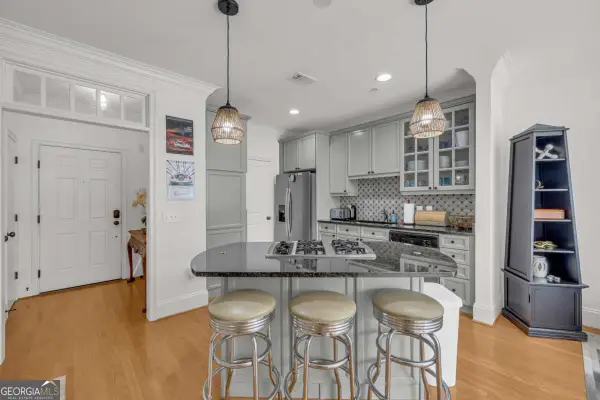 825 Highland Lane Ne #1207, Atlanta, GA 30306