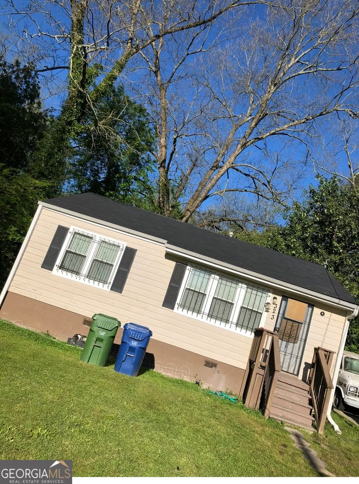 323 Camfield Court Sw, Atlanta, GA 30310 - Image #1