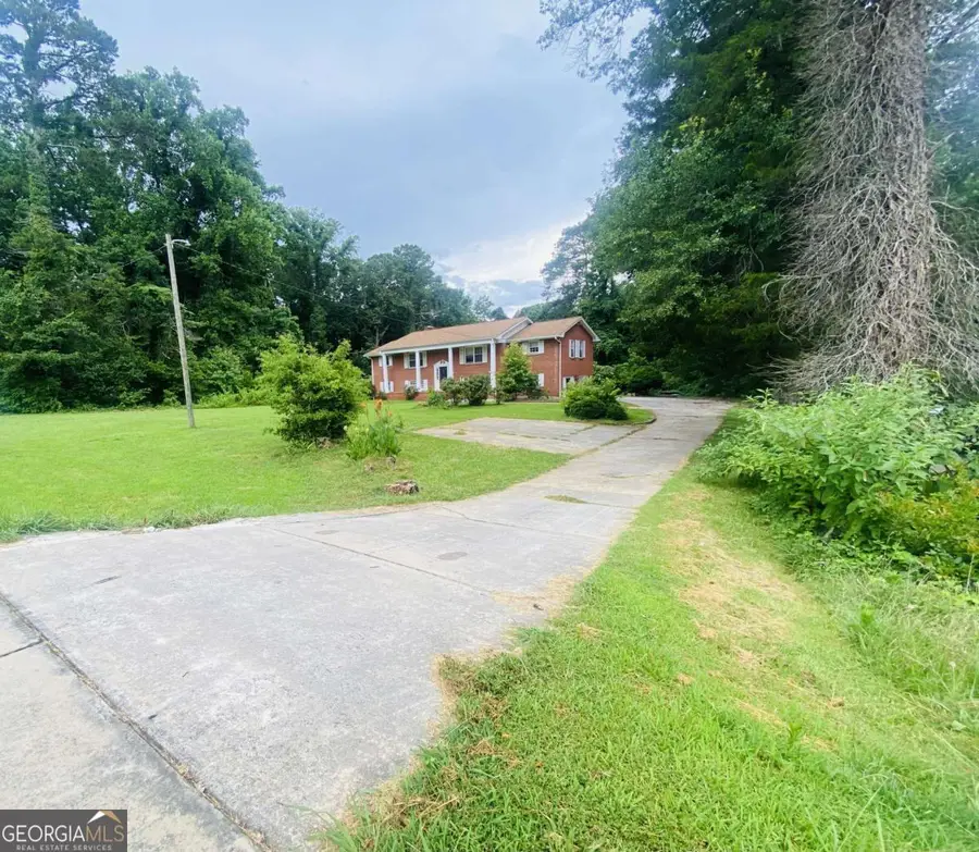 803 S Hairston Road, Stone Mountain, GA 30088 - Image #3