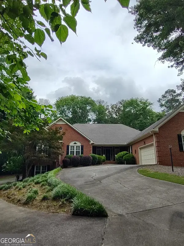 5015 Shadow Path Lane Sw, Lilburn, GA 30047