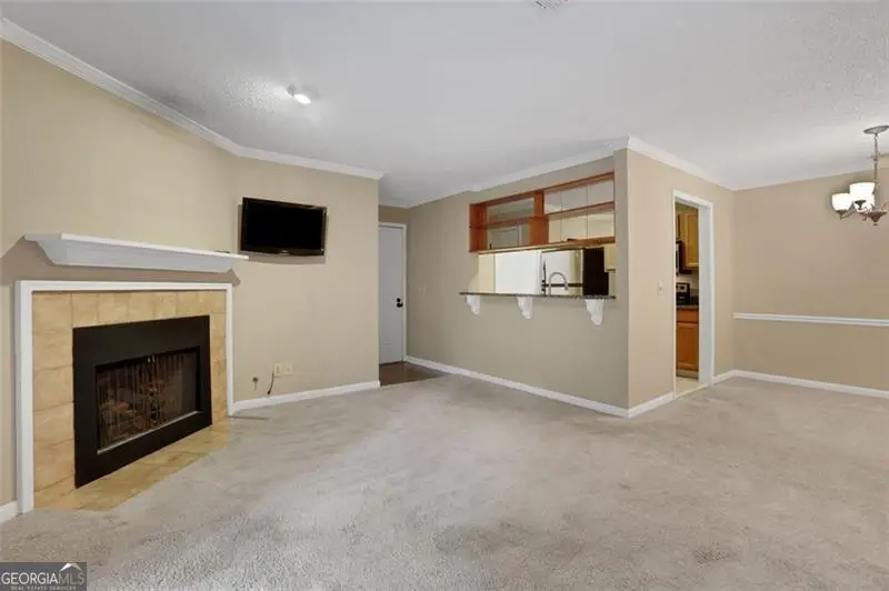 518 Barrington Hills Drive, Atlanta, GA 30350 - Image #3