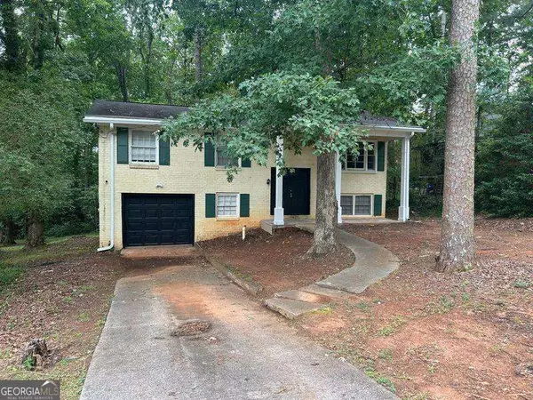 1615 Pine Glen Circle, Decatur, GA 30035
