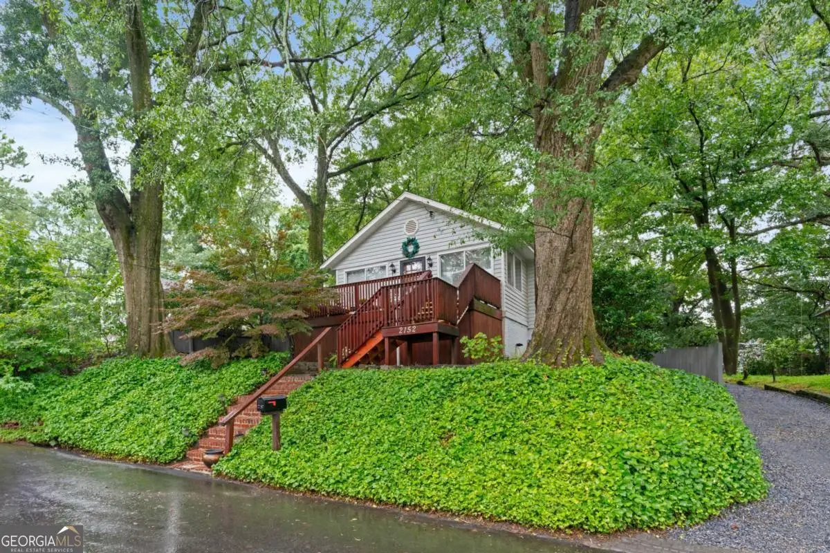 2152 Forrest Place Nw, Atlanta, GA 30318 - Image #1