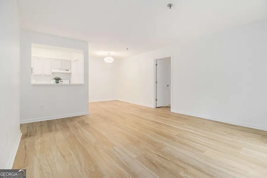 300 Johnson Ferry Road Ne #A203, Sandy Springs, GA 30328 - Image #2
