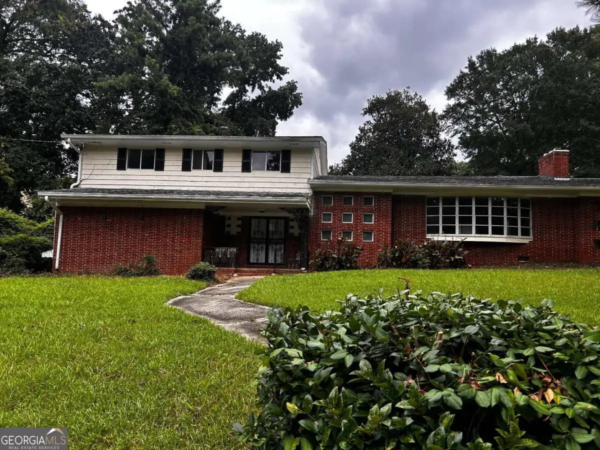 819 Venetta Place Nw, Atlanta, GA 30318 - Image #1