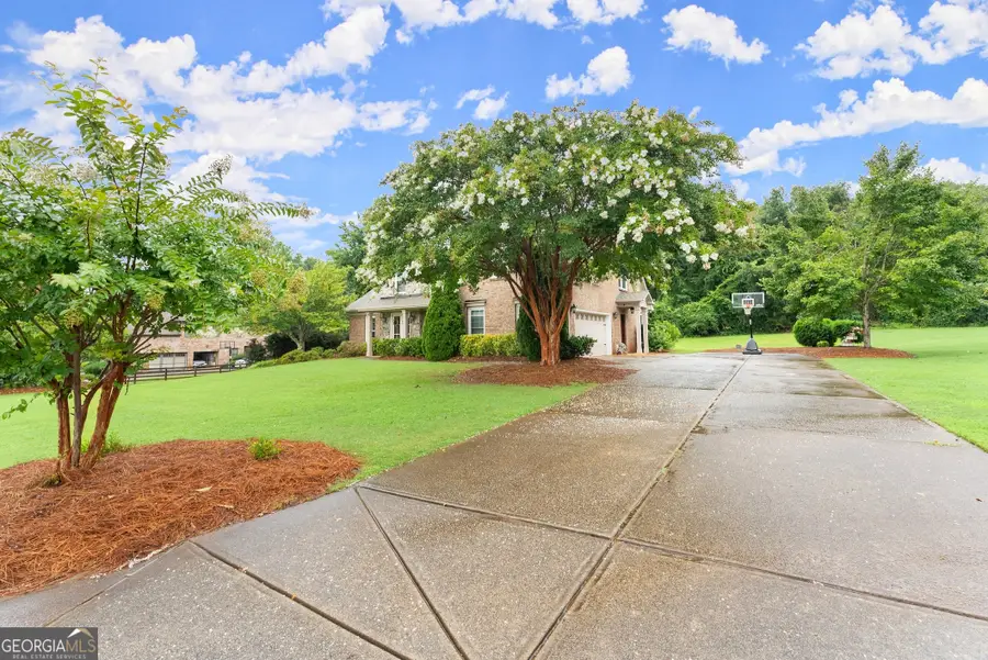 6006 Trojan Drive, Gainesville, GA 30506 - Image #2