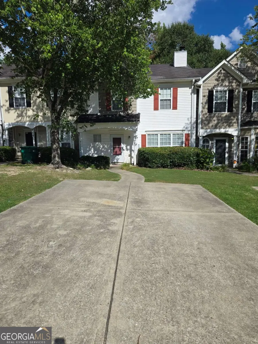 6076 Camden Forrest Drive, Riverdale, GA 30296 - Image #2