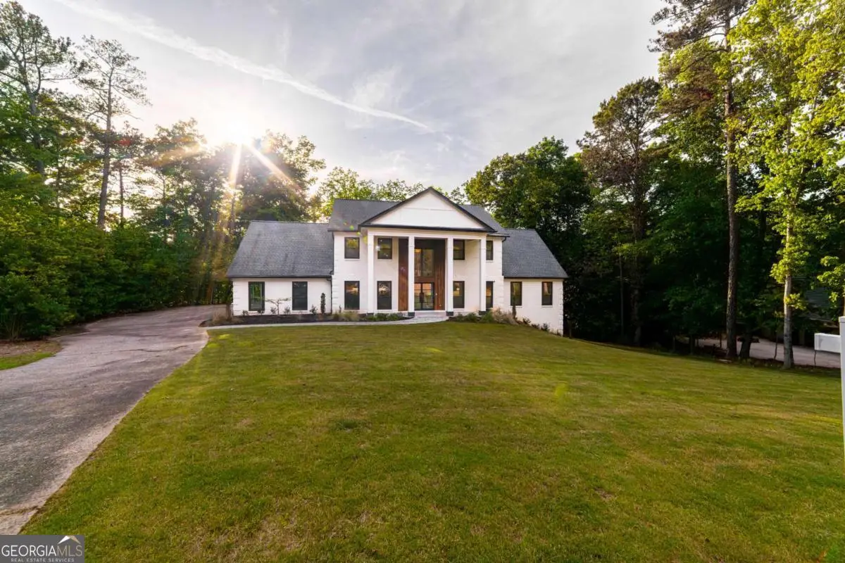 4 Bentley Trace Manor, Atlanta, GA 30327 - Image #1