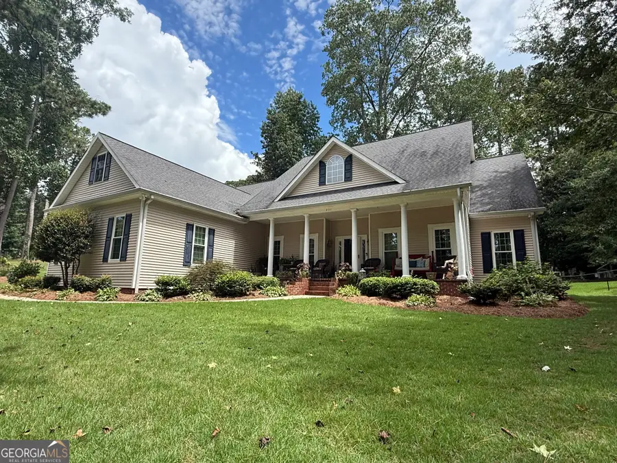 231 N Lakeshore Drive, Carrollton, GA 30117 - Image #2