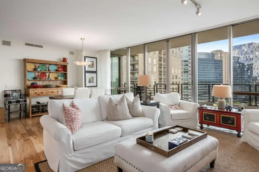 700 Park Regency Place Ne #1906, Atlanta, GA 30326 - Image #2