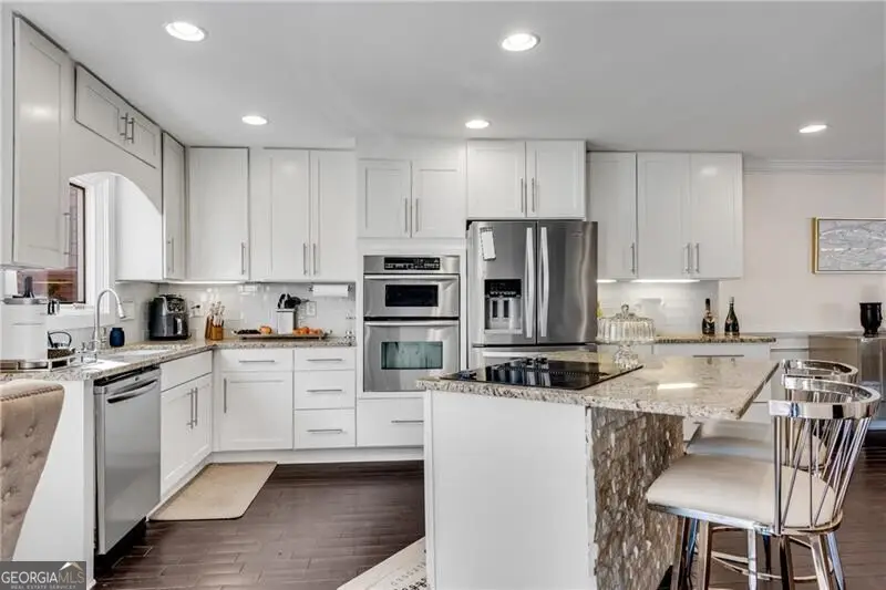 54 Basswood Circle, Atlanta, GA 30328 - Image #2