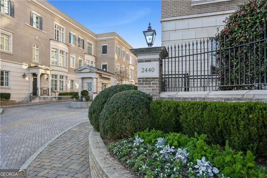 2440 Peachtree Road Nw #6, Atlanta, GA 30305 - Image #1