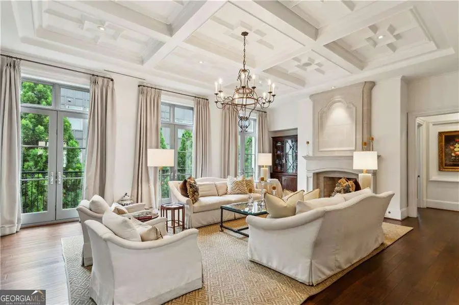 2440 Peachtree Road Nw #6, Atlanta, GA 30305 - Image #2